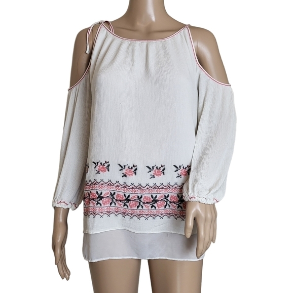 Max Studio Boho Embroidered Cold Shoulder Top - Picture 1 of 6